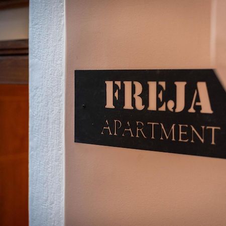 Freja- Luxury Studio Apartment Old Town Zadar Center Exterior photo